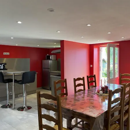 Semesterbostad Ferme Renovee Avec Etang Prive, Animaux Acceptes - Fr-1-489-389 Isle-et-Bardais